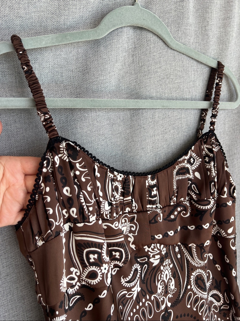 Camila Coelho Revolve Satin Paisley SpaghettiStraps Maxi dress brown white L - Picture 7 of 16